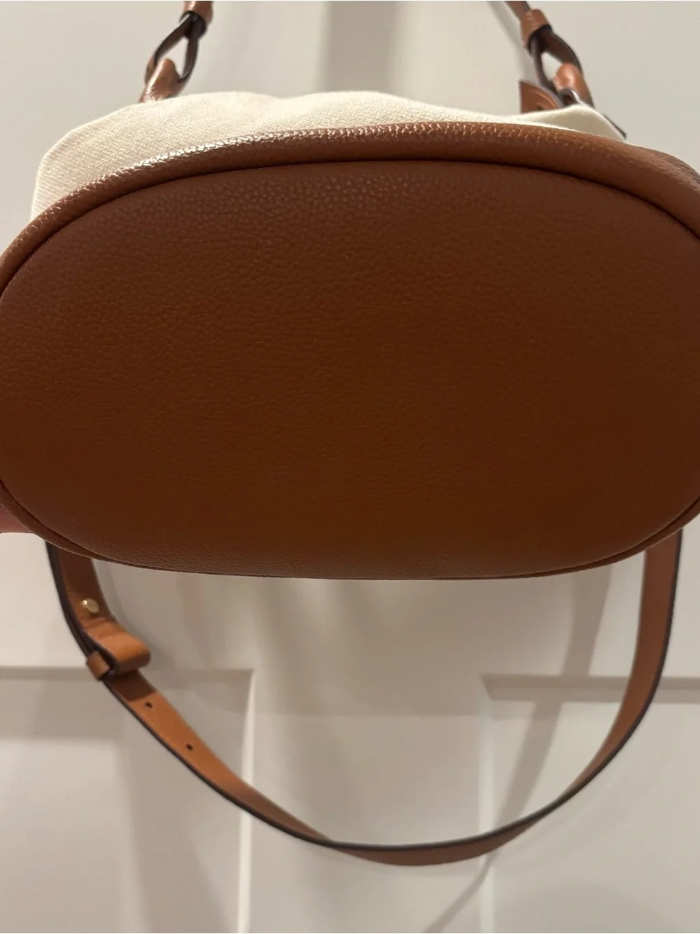 Cole Haan Essential Soft Bucket Bag - Picture 4 of 11